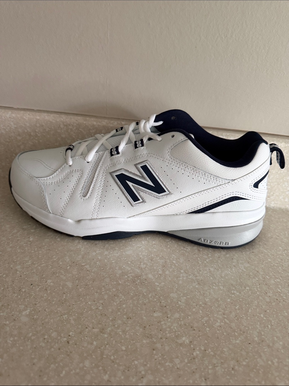 New Balance Men’s White and Navy Wide-Width 10.5 Training Shoe - Picture 8 of 10